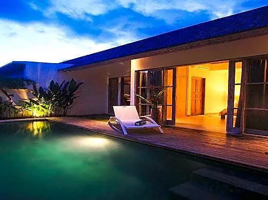The Decks Bali ホテル