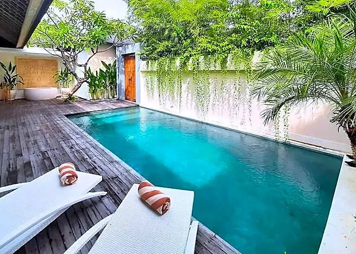 The Decks Bali Villa *